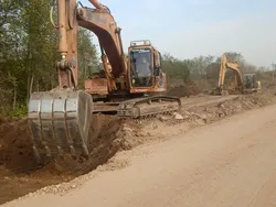 Сельские дороги преображаются: масштабная реконструкция для удобства жителей!