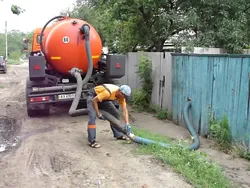 Откачка ям, септиков, колодцев, жиров, туалетов