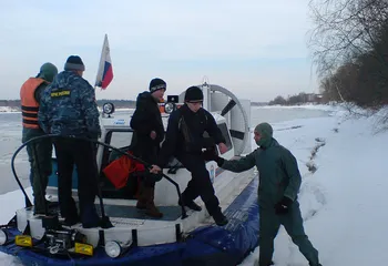 28 марта сотрудники МЧС спасли со льдины двух подростков