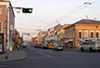 В Ярославле снесли фасад дома Понизовкина