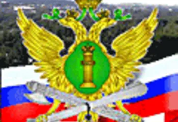 Установка забора под присмотром судебных приставов