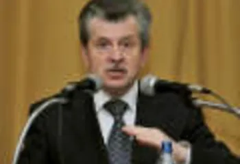 Губернатор рассказал профсоюзам про новые заводы и дороги