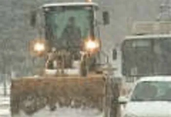 Коммунальные службы Ярославля начали «борьбу» со снегом