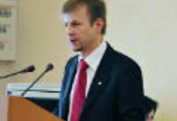 Мэр планирует переселить чиновников из центра Ярославля