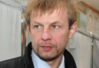 Евгений Урлашов недоволен суммой, выделяемой Ярославлю на ремонт дорог в 2013 году