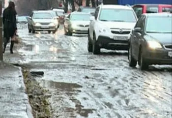 Мэрия Ярославля будет судиться с подрядчиками, уложившими некачественной асфальт