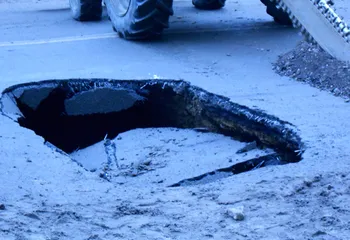 Парализовано движение на Советской улице в районе НТМ-Холдинга