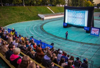 В Ярославле заработал кинотеатр под открытым небом