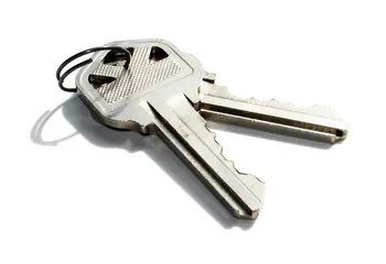 Дом на Резинотехнике, почти готовый к заселению, простаивает