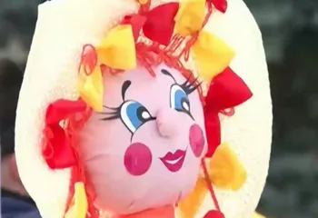 В Ярославле уже принимают масленичных кукол на ежегодный конкурс