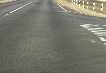 За день на пр-те Машиностроителей отремонтировали 4000 квадратных метров дороги