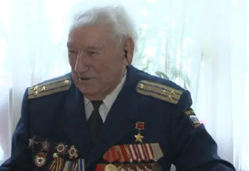 Во Фрунзенском районе открыли мемориальную доску герою войны Ивану Пащенко