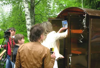 В Данилове появилась уличная библиотека