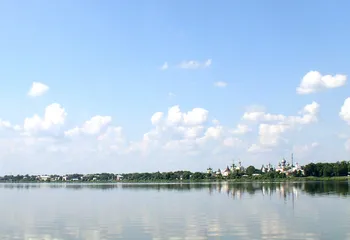 На озере Неро в Ростовском районе открыта навигация