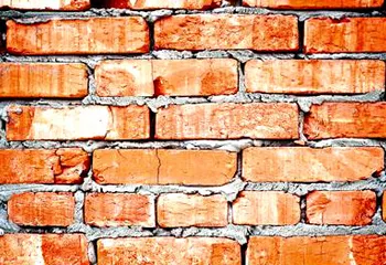 Во Фрунзенском районе Ярославля обрушился фасад многоэтажки