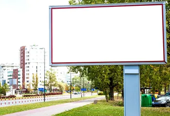 В сентябре городская казна Ярославля получит 8,5 миллионов от новых рекламных мест