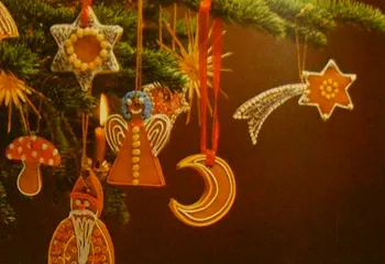 В Ярославле установили главную городскую ёлку