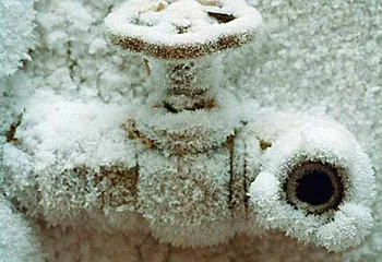 Часть Брейтова всё ещё без тепла, на чиновников завели уголовное дело