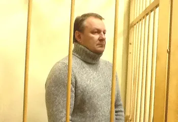 Леонид Комаров увольняется из мэрии, будучи под стражей