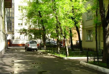 В Ярославле проверяют чистоту дворов