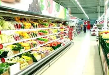 В Ярославле демонтируют здание гипермаркета «Карусель»