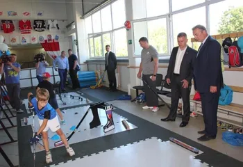 Владислав Третьяк открыл в Ярославле хоккейный центр «Шайба»