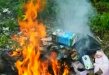 В Рыбинске двое суток пожарные тушат полигон с отходами