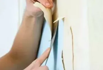 Незаконную рекламу снесли в Кировском районе Ярославля