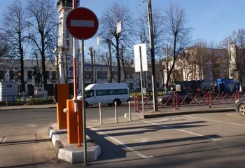 С ноября в центре Ярославля заработают первые платные парковки