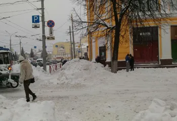 С первым снегом Ярославль не справился