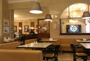 Ярославский "Елисеевский" продуктовый после ремонта обзавёлся и рестораном