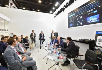 Топливо в мобильном: коммерческий транспорт переходит на цифровые платформы