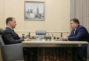 Глава Промсвязьбанка Петр Фрадков встретился с премьер-министром Дмитрием Медведевым