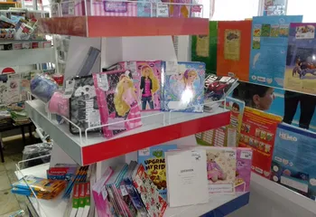 Во всех отделениях Ярославского филиала Почты России продолжается акция «Снова в школу»