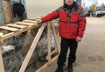 Почта России доставила жителю Ярославля крупногабаритную посылку из Владивостока