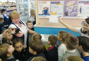 Ярославские школьники побывали на экскурсии в центральном отделении связи