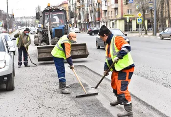 С 1 августа в Ярославле начнется ямочный ремонт дорог