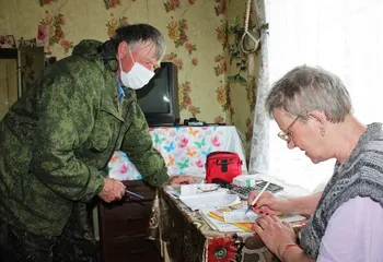 В сентябре ярославские почтальоны доставят пенсии и пособия на дом по графику