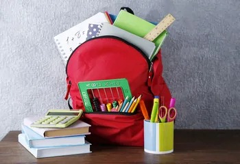 Какова стоимость "набора первоклассника", рассказали в Центробанке