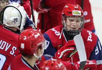 Молодежная хоккейная команда «Локо» проиграла столичному «Спартаку»