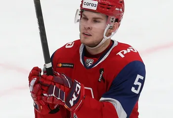 Защитник ХК «Локомотив» продолжит карьеру в московском «Динамо»