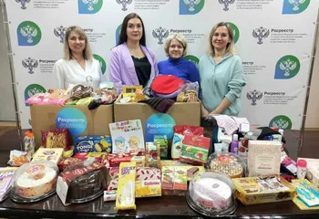 Большие сердца Росреестра: сотрудники Ярославского Росреестра приняли участие в акции ко «Дню пожилого человека»