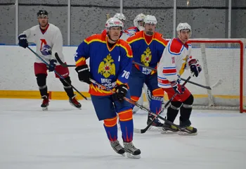 Ледовые баталии: МЧС взяло Кубок губернатора в хоккейном турнире