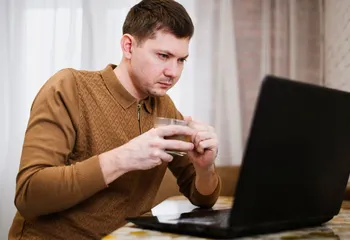 Как защитить свои деньги от незаконных инвестиций?