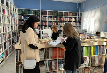 Сотрудники Ярославского Росреестра посетили книжно-иллюстративную выставку «Пушкин навсегда!»