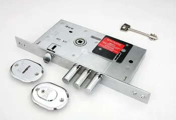 Установка, замена, ремонт замков. Вскрытие замков без повреждений. Вскрытие двери, гаража, сейфа, автомобиля. Врезка замков в любые двери. Установка замков на металлические, деревянные, пластиковые двери, гаражные ворота. Установка и ремонт дверей. Служба приёма заказов: +7 (915) 968-79-39 (ежедневно, круглосуточно)