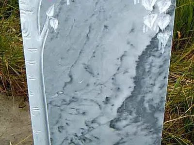 Памятники из гранита и мрамора