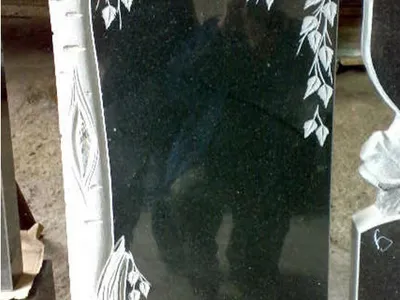 Памятники из гранита и мрамора