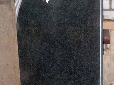 Памятники из гранита и мрамора