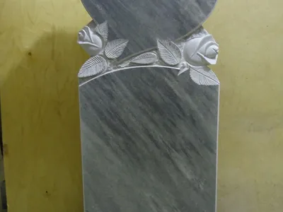 Памятники из гранита и мрамора
